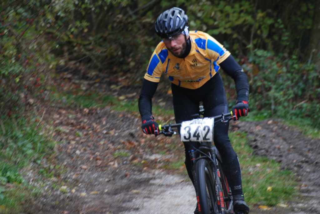 MTB_2015__7911_Abfahrt_Gstaudach_s.jpg