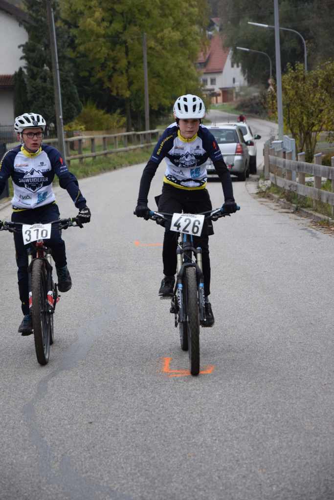 MTB_2015_R_1040_Ziel_s.jpg